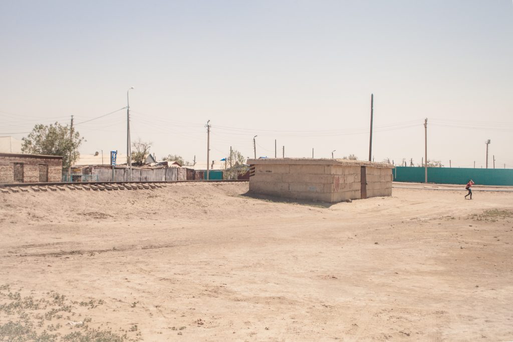 Kazakhstanoscopia - La Dent de L'Oeil - Contemporary photography by hélène Veilleux # Kazakhstan# eurasia # unplace # streetphotography #aralsk #photoreport