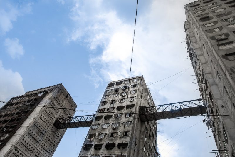 Tbilisi Nutsubidze plato 's iconic sky bridge Sky Bridge - La Dent de L'Oeil - Contemporary photography by Hélène Veilleux - #sakartvelo #georgia #sovietarchitecture #monument #caucasus