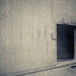 Prayer home // Iran – La Dent de L’Oeil – Contemporary photography by Hélène Veilleux – #architect #iran #tehran #brutalistarchitecture #concrete #grey