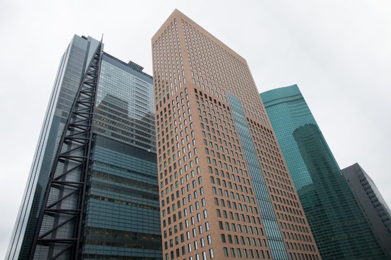 Laddering the Tokyo's Sky ! Asakusa 浅草 | Tokyo 東京 | Japan 日本 - La Dent de L'Oeil - Contemporary photography by Hélène Veilleux - #architecture #building #cityscape #archiporn #japan #asakusatokyo
