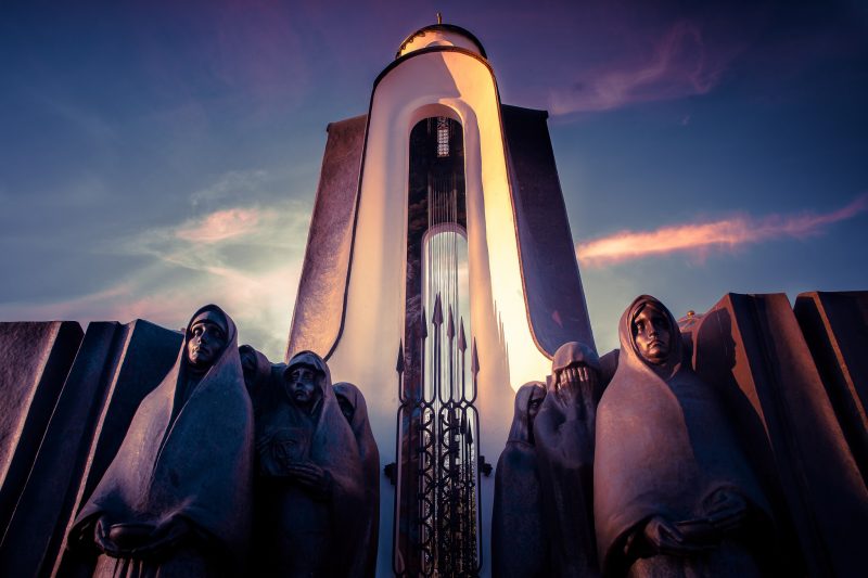 Isle of Tears // Belarus– Contemporary photography by Hélène Veilleux – #streetphotography #minsk #war #afganistan #belarus #soviet #isle #monument