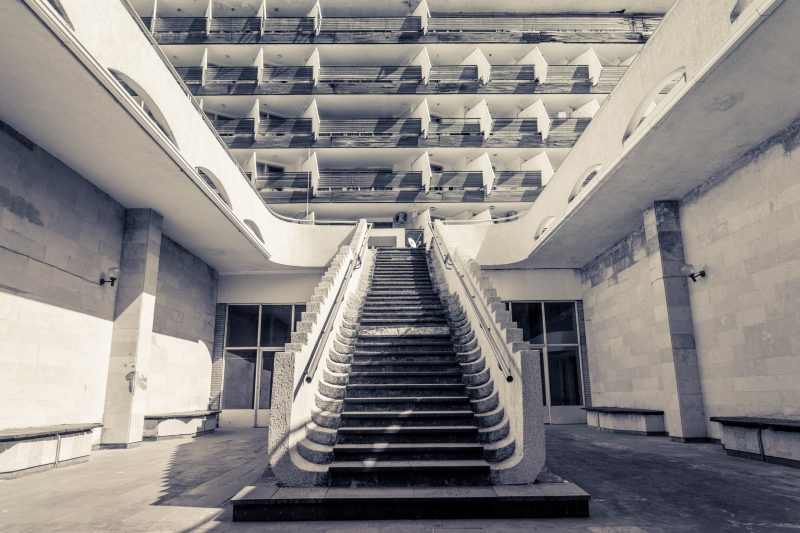 Soviet modernism - Sana Sanatorium // Abkhazia– Contemporary photography by Hélène Veilleux – #unrecognizedcountry #postsoviet #soviet #modernism #archi