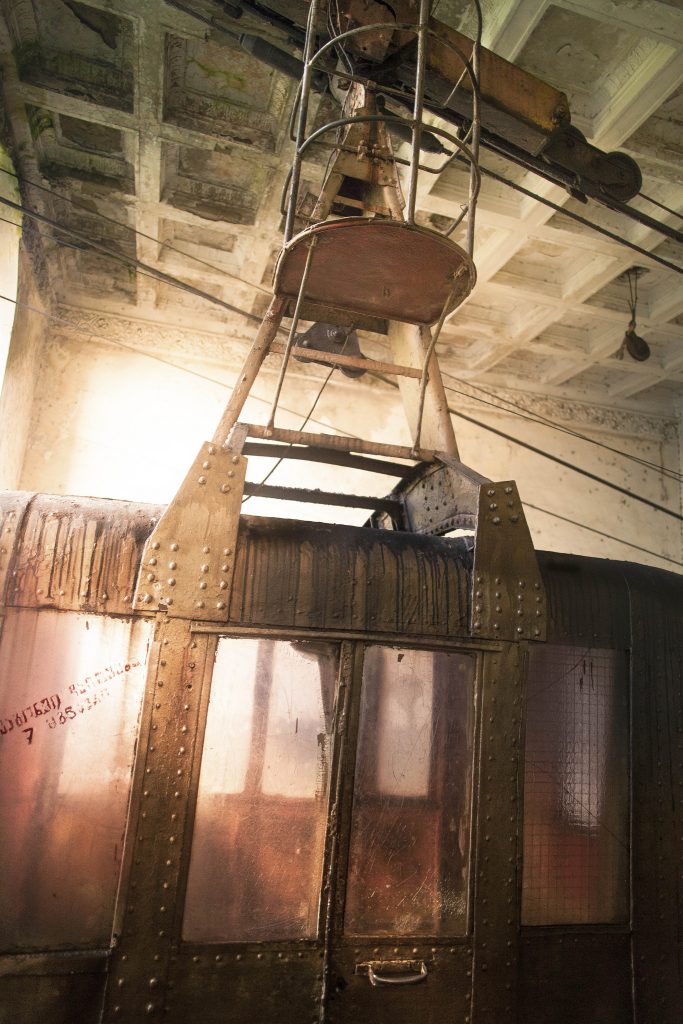 Chiatura and the Stalin 's last cable cars // Georgia