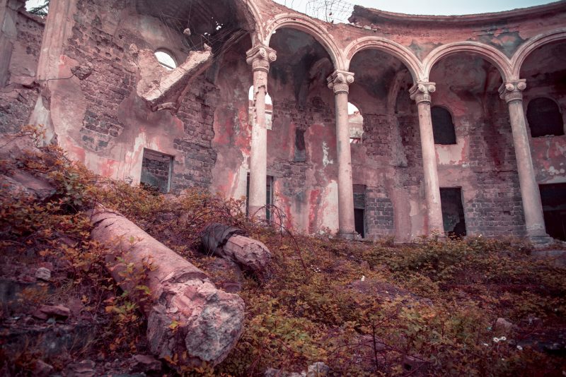 The young pioneer palace // Georgia– La Dent de L’Oeil – Contemporary photography by Hélène Veilleux – #georgia #soviet #urbex #urbanexploration #youngpioneer