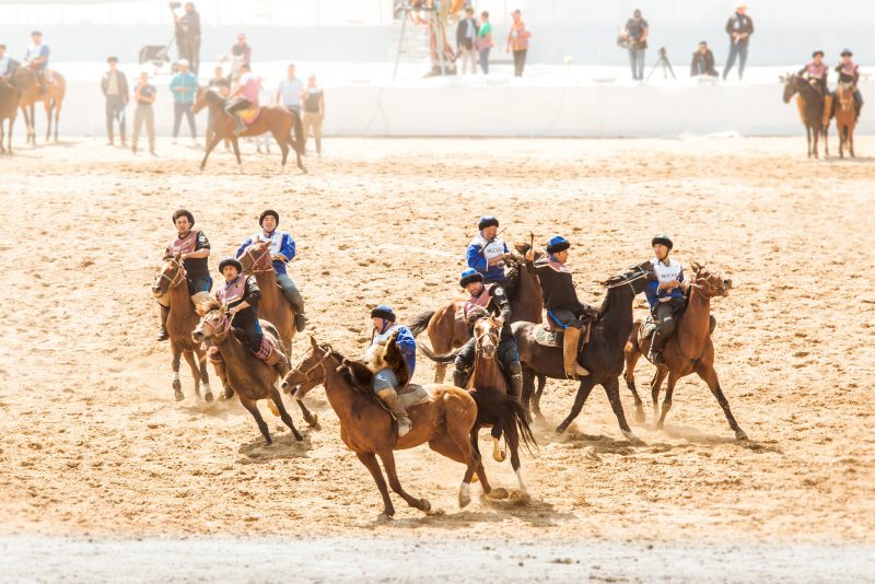 Kök-börü // // Kyrgyzstan - La Dent de L'Oeil - Contemporary photography by hélène Veilleux #nomadgames #horse #goatpolo #silkroad #tiltshift