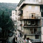 Urban grapes harverst // Tbilisi // Georgia - La Dent de L'Oeil - Contemporary photography by Hélène Veilleux #Sakartvelo #Diary #Urban #PlaubelMakina67