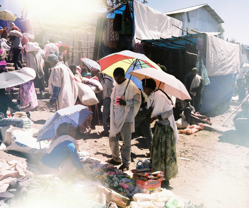 Lalibela Market // Ethiopia - La Dent de L'Oeil - Contemporary photography by Hélène Veilleux #Ethiopia #Market #Analog #PlaubelMakina67