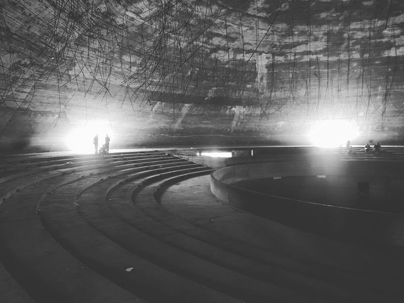 oscar-niemeyer-s-tripoli-fairground_48899127201_o